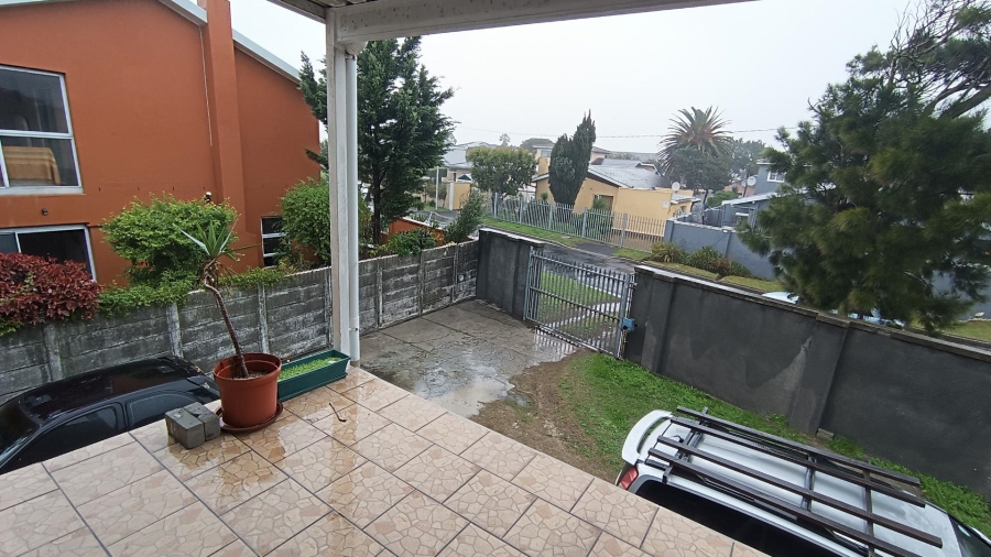 5 Bedroom Property for Sale in Yorkshire Estate Western Cape